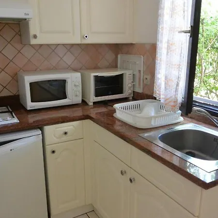 4 Pers 1 Terrasse Parking Ref Ag144 *