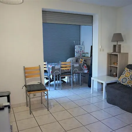 4 Pers 1 Terrasse Parking Ref Ag144 Agde